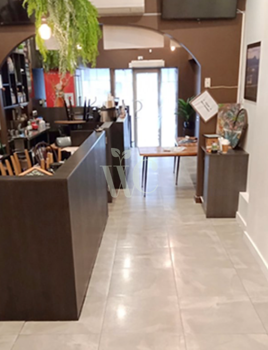 Clean and polished shiny floor after W.I.H. Clean service.